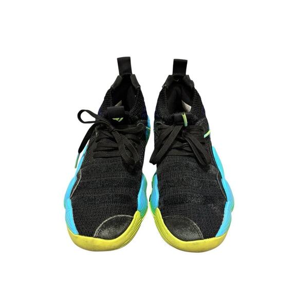 Adidas Trae Young 2 Basketball - Picture 3 of 11